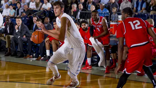 CIT Semifinal Showdown With NJIT Looms For Men's Basketball Sunday