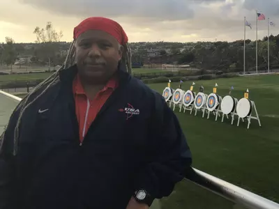 Derek Davis Receives 2nd USA Archery Coach Of the Year Award