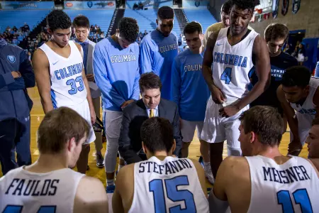 Men's Basketball Renews Acquaintances With Stony Brook