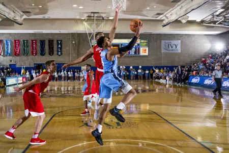 Men's Basketball Handles Cornell, 88-62