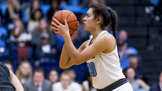 Sienna Durr Close Up Free Throw Profile