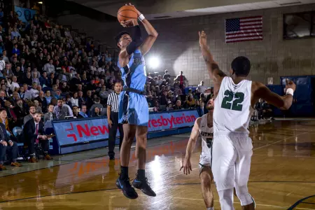 Men's Basketball Hangs On Against Dartmouth, 77-74