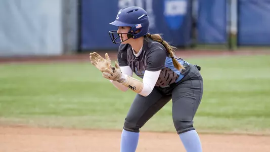 Softball Splits One-Run Decisions at Dartmouth