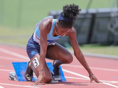 Crosby, Obeng-Akrofi Qualify For NCAA Finals