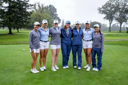 2018 WGolf Team Photo Early Season