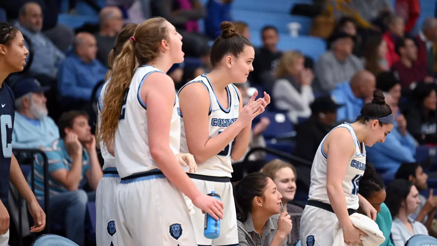 Pratt Pack Celebration Bench 2019-20 vs Milwaukee