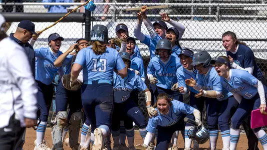 Headline Softball 2019 Stuart Home Run Celebration