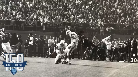 Kaliades 34-Yard Field to Defeat Dartmouth