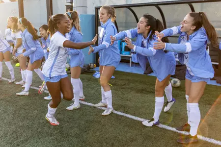 Marcia Ojo High Five