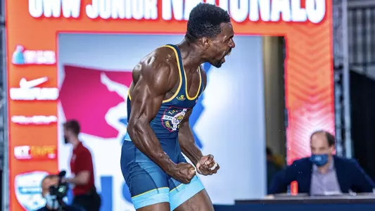 MackCelebrateUWWNationals