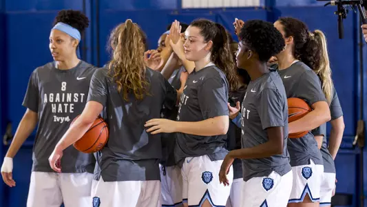 WBB Player Huddle Pre Yale 2022