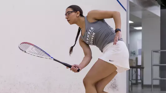 Farida Mohamed 2021-22 Pose 653845234