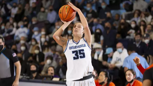 Abbey Hsu shooting versus Princeton 2022 HOme