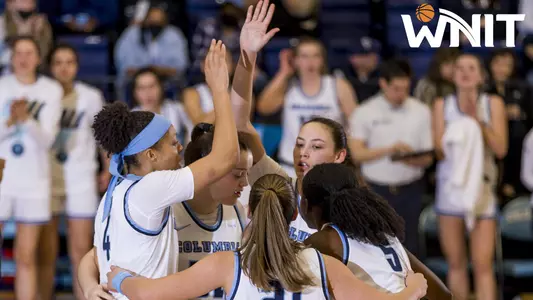 WBB Huddle On Court 2022 WNIT Rd1