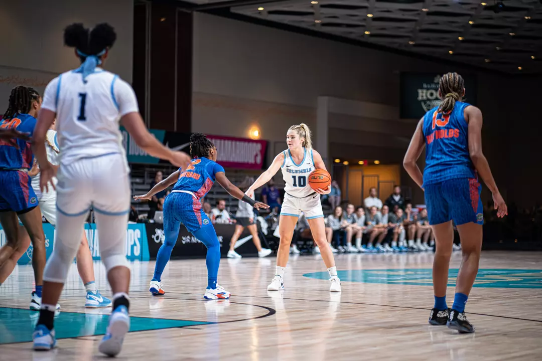Columbia vs. Florida (Nov. 22, 2023 - Baha Mar Hoops Pink Flamingo Championship)