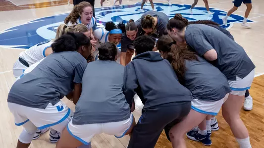 WBB Pregame Huddle vs Wagner 2023