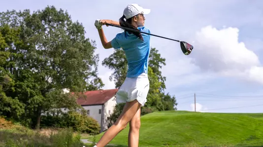 Ava Zeng 2023-24 Action Photo