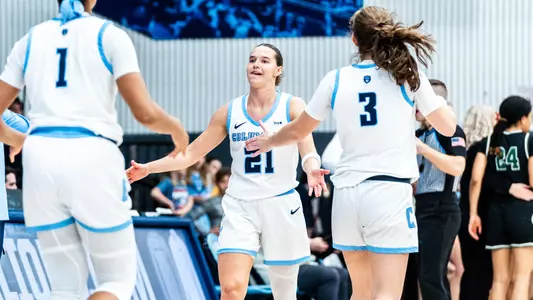 Nicole Stephens High Fives versus Dartmouth 2024