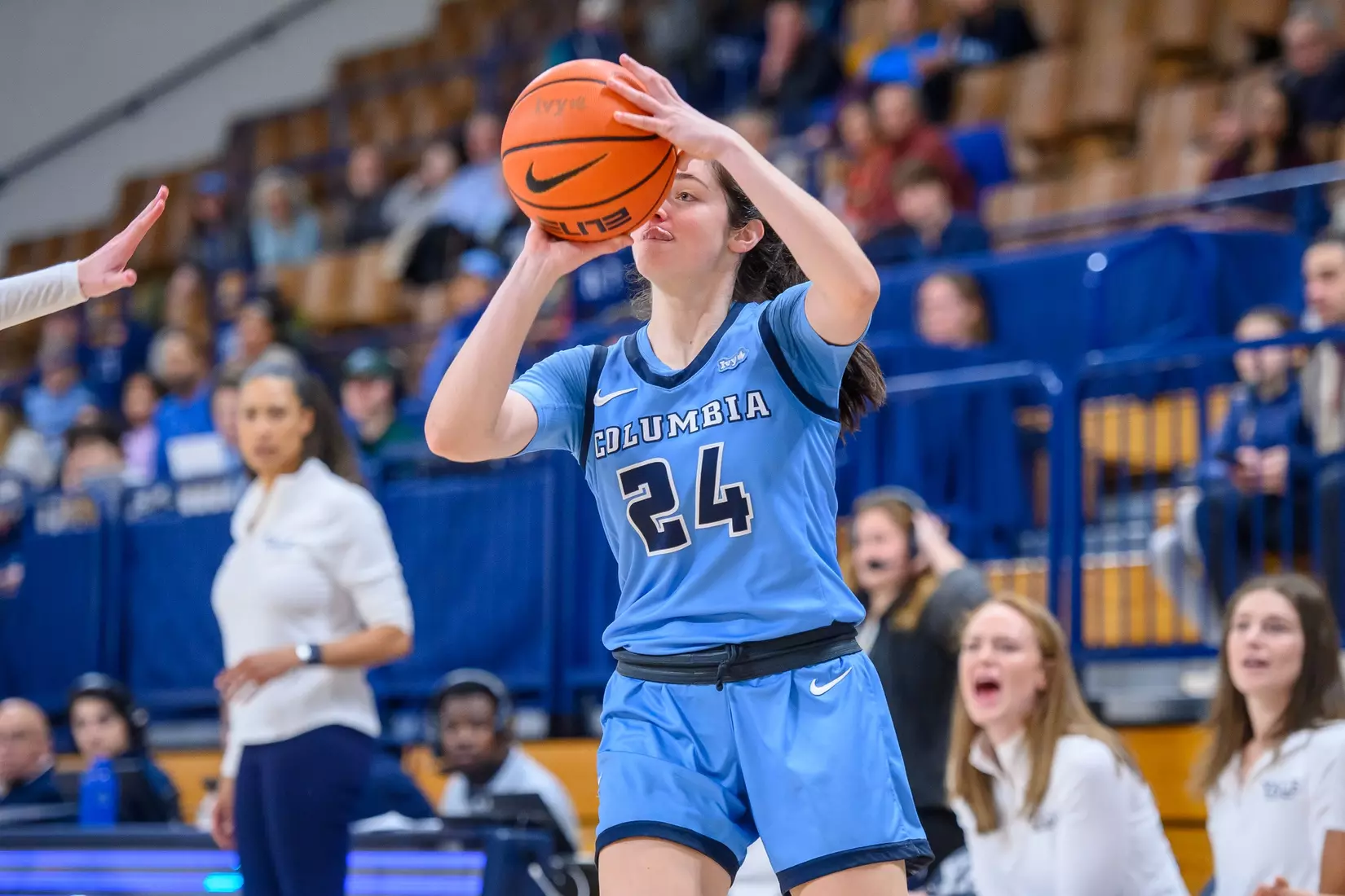 WBK: Columbia 84.- Yale 64
