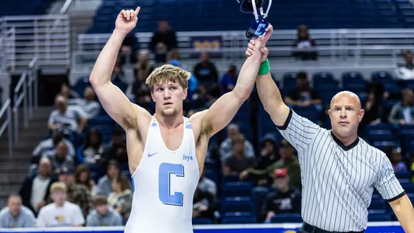 Adam Haselius vs Hofstra