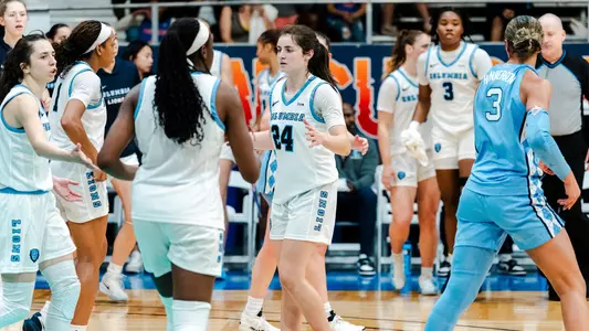 Riley Weiss Cancun Challenge 2025 vs uNC