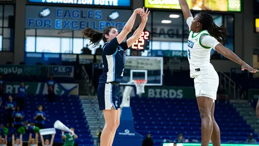 Riley Weiss Shooting vs FGCU Headline 12-29-25