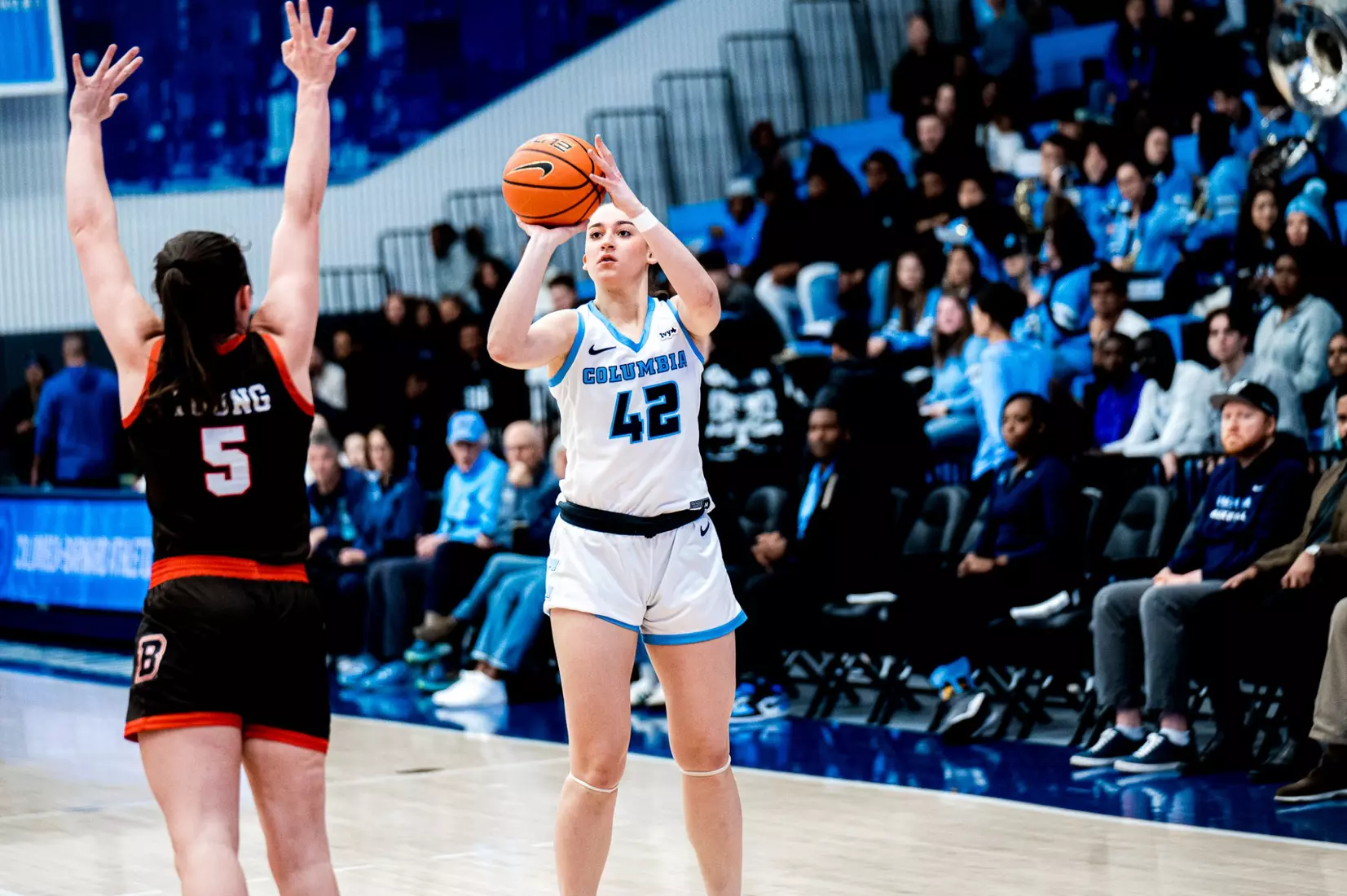 WBK: Columbia 70, Brown 44