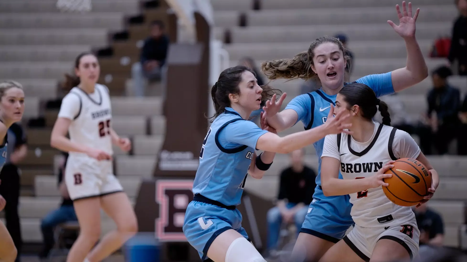 WBK: Columbia 78 - Brown 40