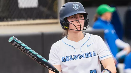 Caroline Palys at bat