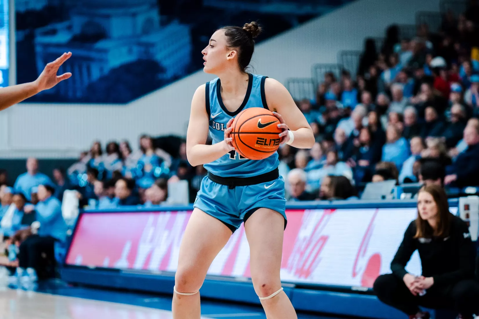 Columbia women's basketball defeated Cornell, 91-58, to clinch the 2025 outright Ivy League Championship.