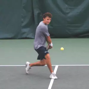 Stefan Rozycki Qualifies for Main Draw of ITA Mideast Regionals