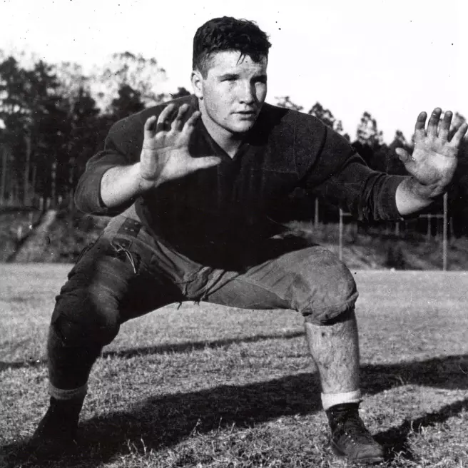 Former Duke Football Captain Woodrow Lipscomb Passes Away