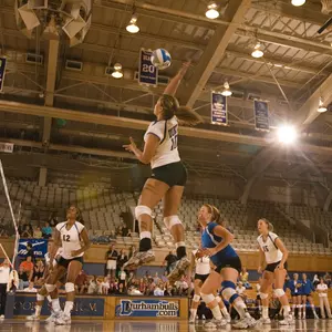 Moss Powers Duke Past Virginia In Four Games