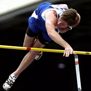 Field Events Highlight First Day Of Sea Ray Relays