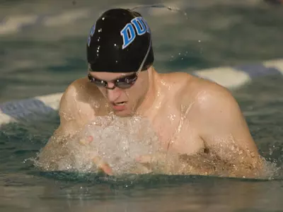 Swimming & Diving Set For Season-Opener