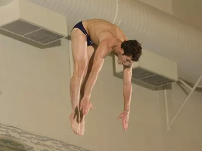 Men?s Swimming and Diving Drops Decision to N.C. State