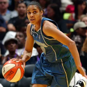 Harding To Miss Remainder Of WNBA Season With Torn ACL