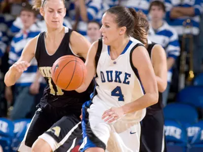 Duke Falls To Hartford, 53-51