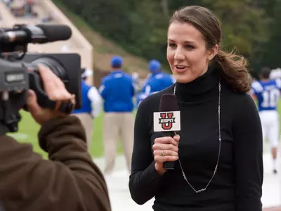 Waner Does Her Talking On Court, Sideline
