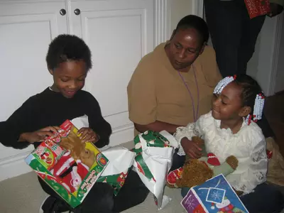 Blue Devils Spend Christmas With The Allen Family