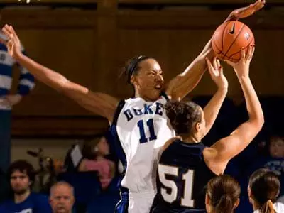 Women's Basketball Tops Quinnipiac; Black Nearly Nets Triple-Double