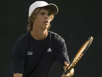 Carleton Advances To Singles Finals