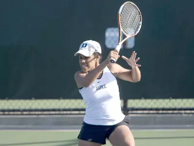 Women's Tennis Moves Up In National Poll
