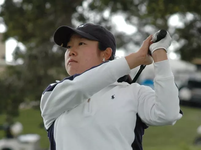 Lee Turns Professional; Will Play This Week On FUTURES Tour
