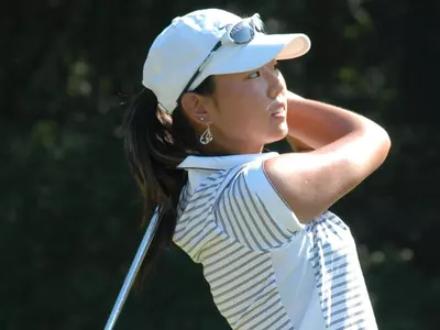 Harigae Notches One-Under-Par, 70, To Pace Duke In Round Two