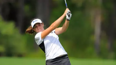 Ellenbogen Leads Blue Devils in Round One