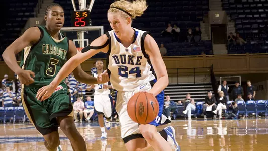 Tobacco Road Matchup Set for Monday: Duke-UNC at 7 PM
