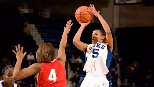 Thomas Named Midseason Candidate for Wooden Award