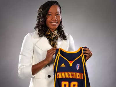 Black Taken No. 10 By Connecticut; Waner No. 21 By NY In WNBA Draft
