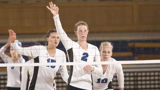 Volleyball Opens 2009 Season Friday Against Wisconsin